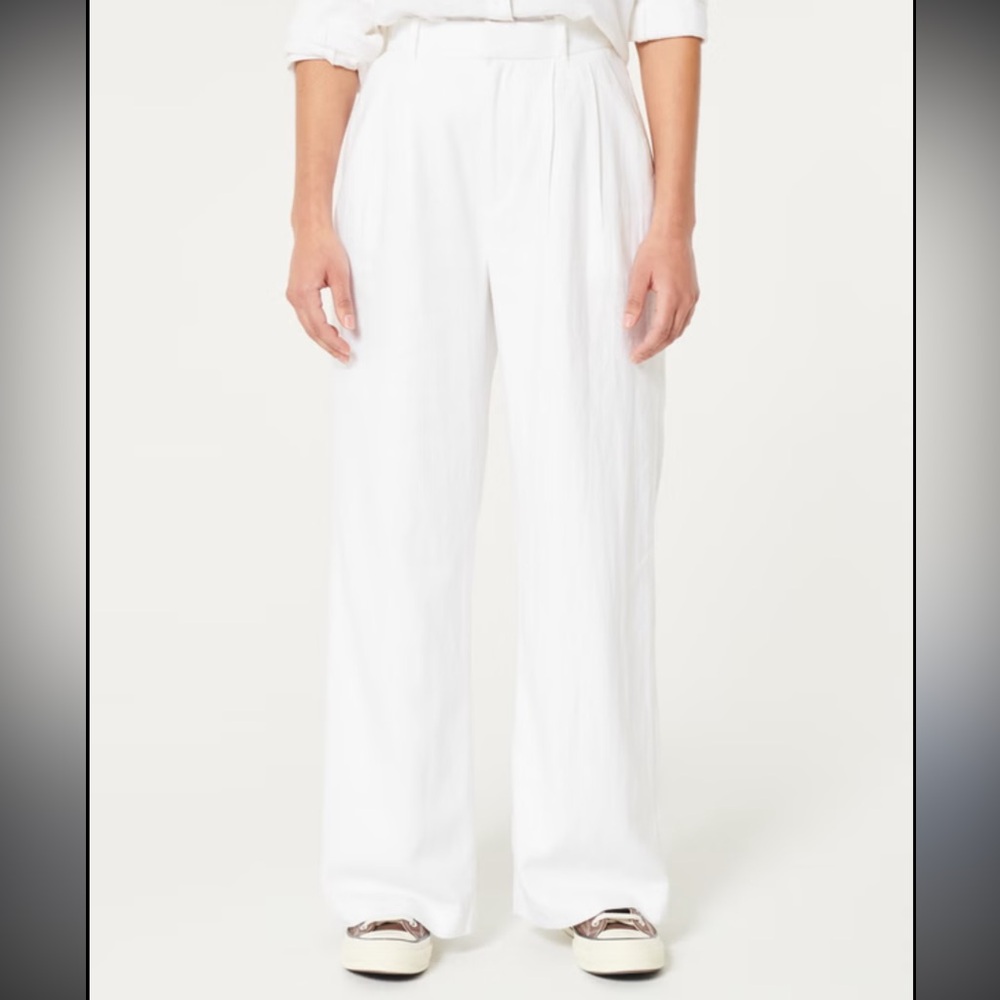 Hollister White Ultra High-Rise Livy Wide Leg linen pants